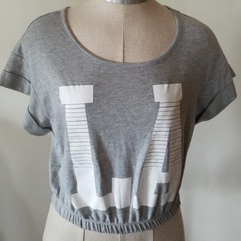 👚 Bongo Gray Crop Top Size L